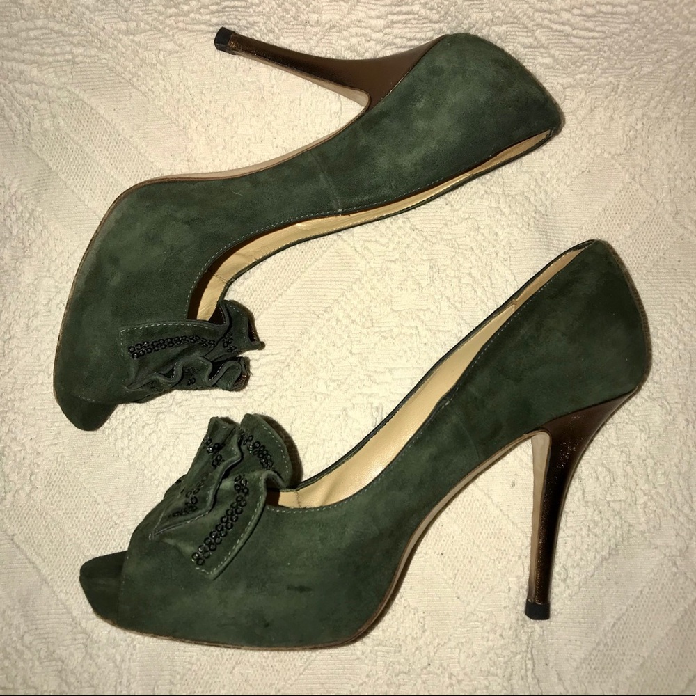 KATE SPADE💚 Green Ruffled PeepToe Heels
